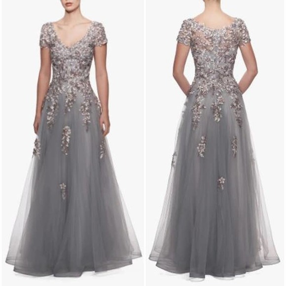 NWT La Femme Floral Embroidered & Beaded Tulle Ballgown Evening Dress Size 4